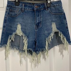 CANT DELETE LISTING. NO LONGER AVAILABLE